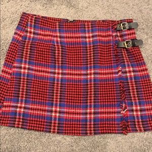 Plaid mini skirt